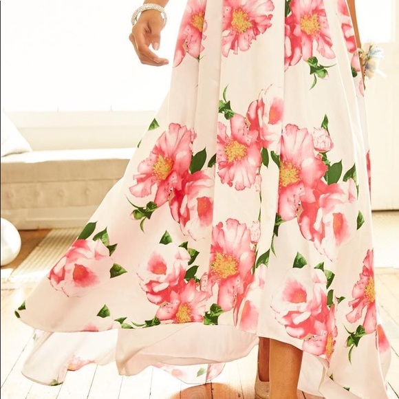 BRAND NEW PROM DRESS!! - Picture 2 of 6